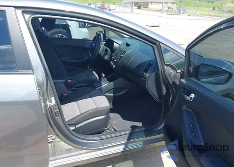 2016 Kia Forte Lx from USA, damaged, VIN KNAFK5A80G5635588